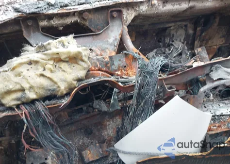 1998 Jaguar Xk8 из США, поврежденный, VIN SAJGX5243WC030397